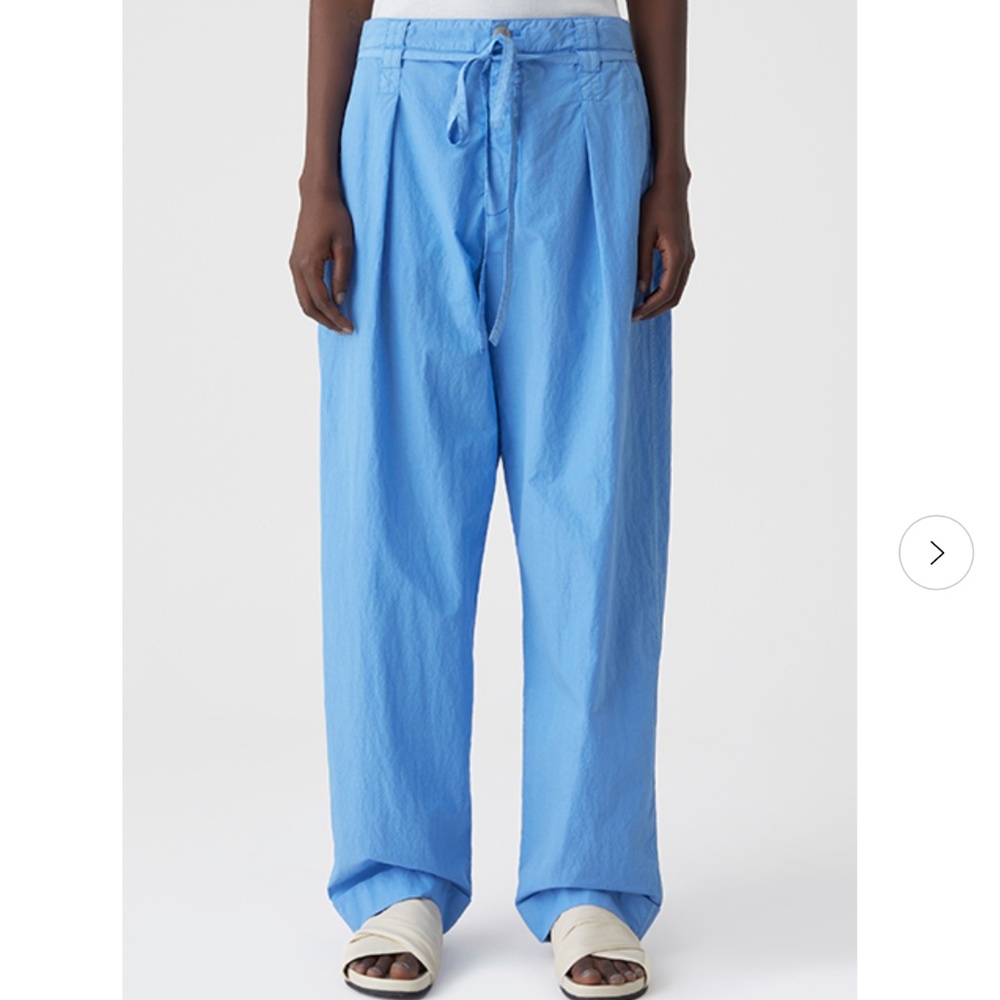 Closed Brand Light Weight High Waist Pleated Pants